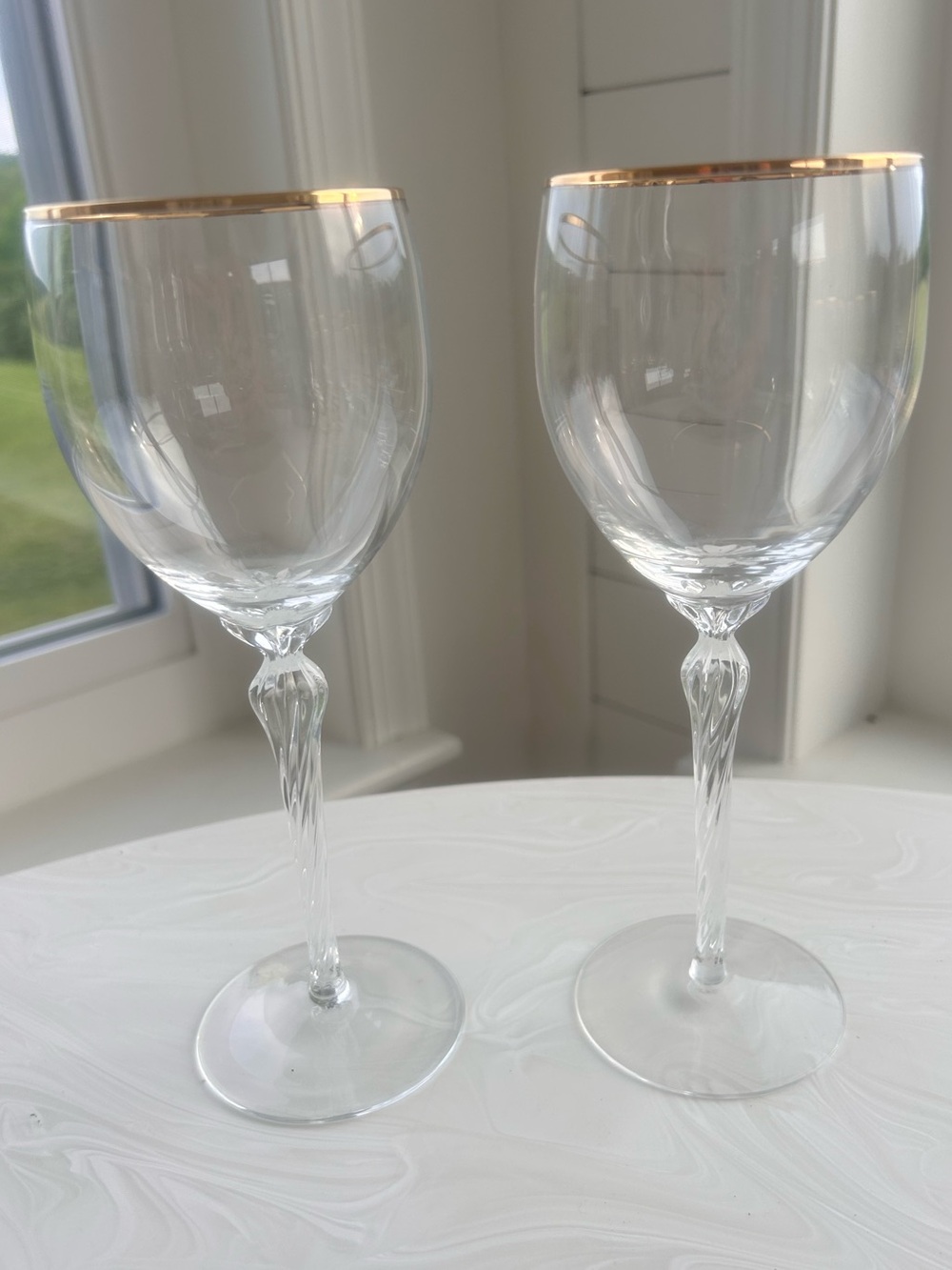 Set of 2  Lenox Monroe Crystal Goblets Wine Glasses twisted Stemware